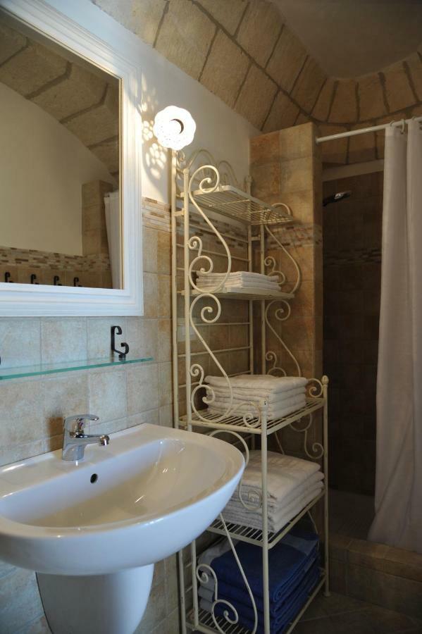 Trullo Delle Querce Suite Private Pool مارتينا فرانكا المظهر الخارجي الصورة