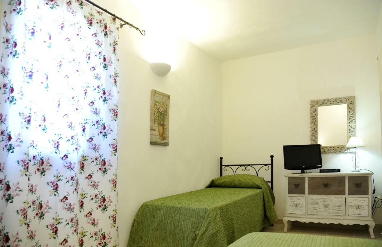 Trullo Delle Querce Suite Private Pool مارتينا فرانكا المظهر الخارجي الصورة
