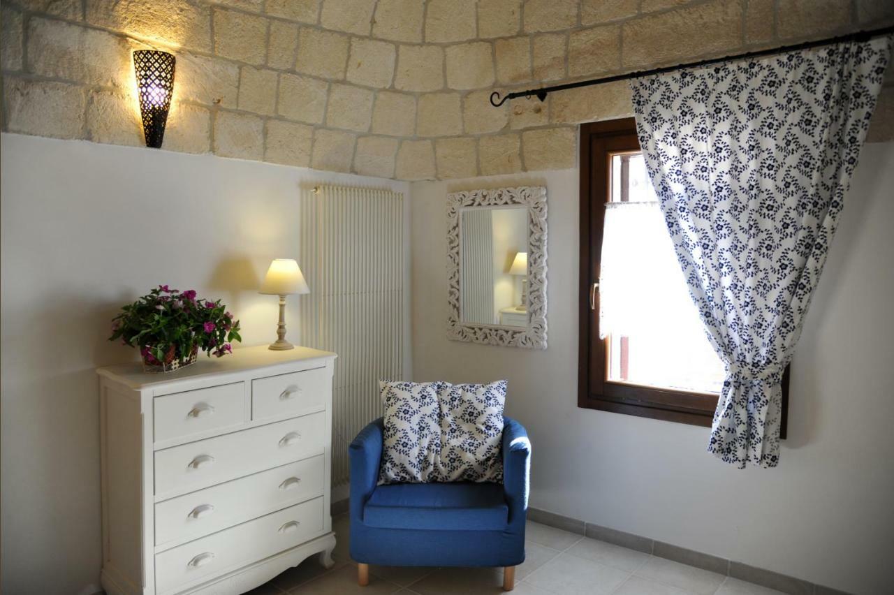 Trullo Delle Querce Suite Private Pool مارتينا فرانكا المظهر الخارجي الصورة