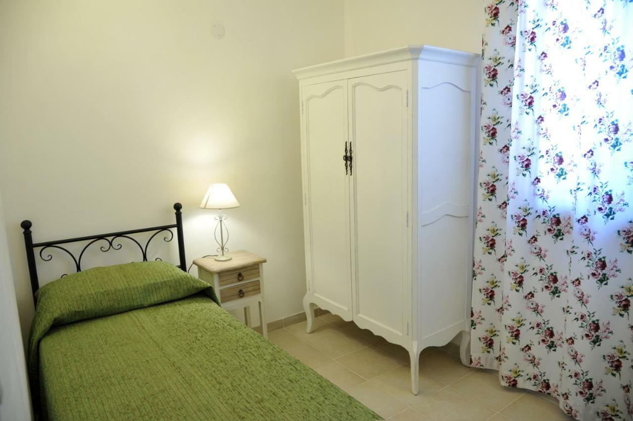 Trullo Delle Querce Suite Private Pool مارتينا فرانكا المظهر الخارجي الصورة